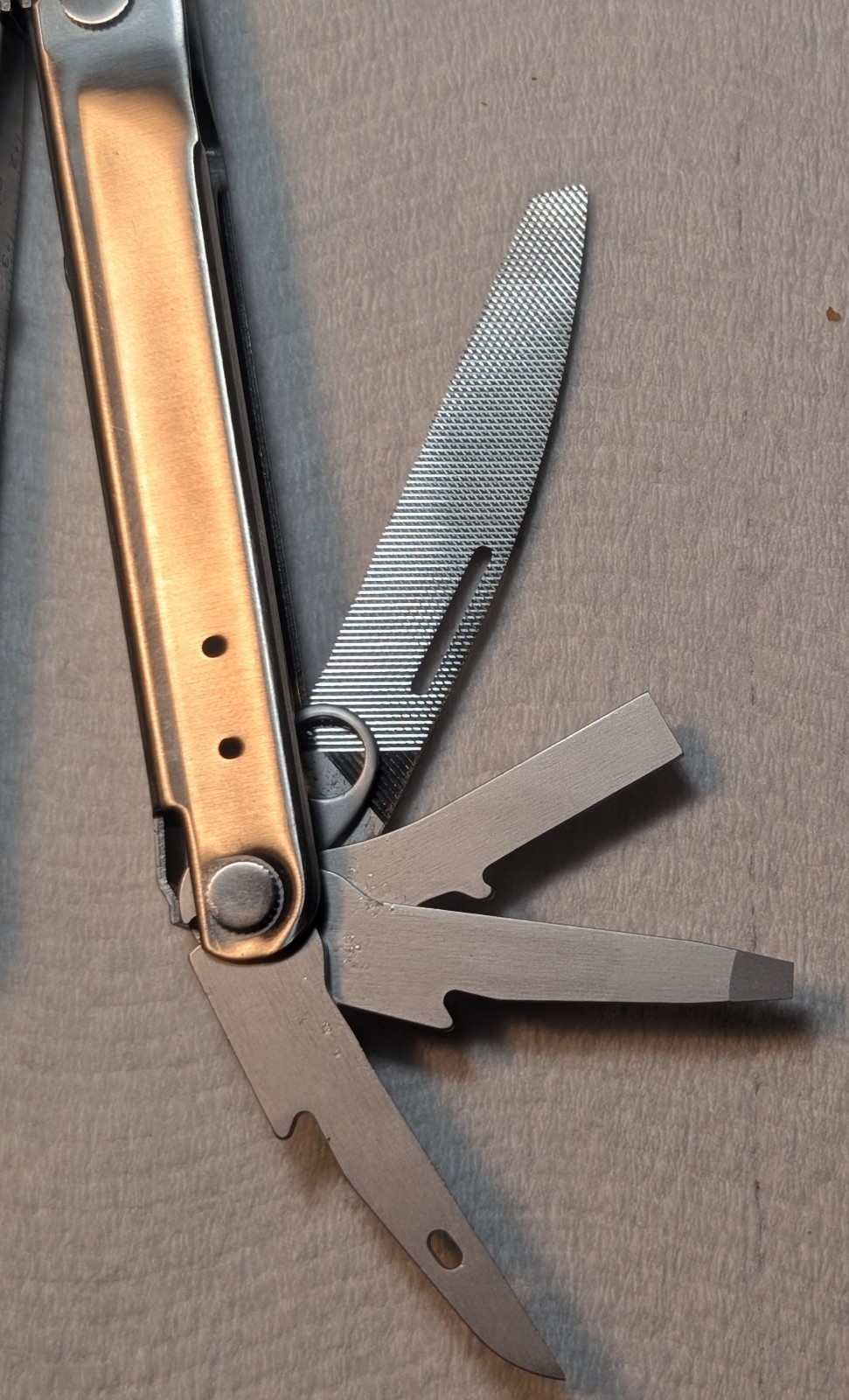 Leatherman 832934 Bond Multi-Tools With Sheath