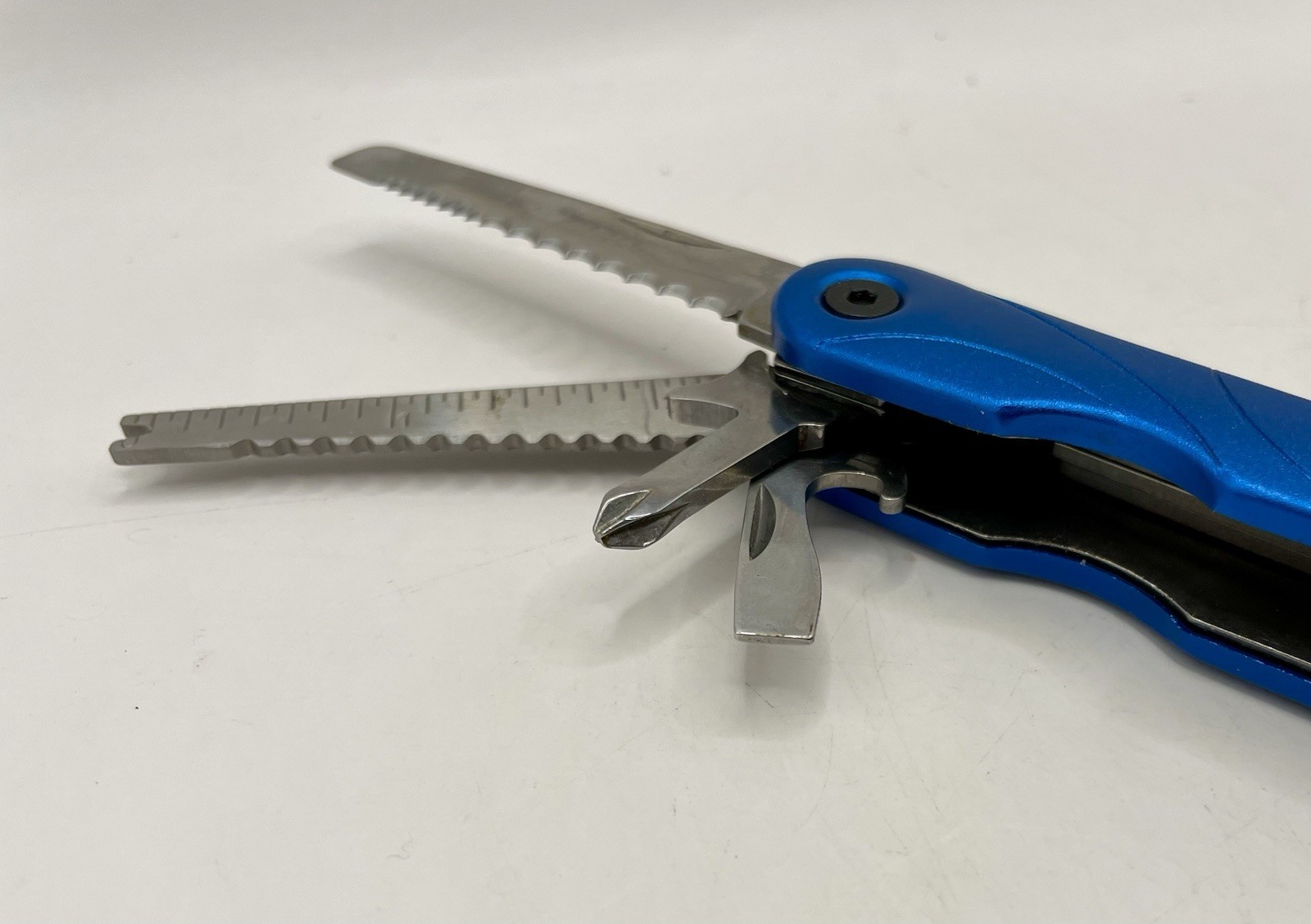 SHEFFIELD Stainless Steel Compact Multi-Tool 10 Tool w Nylon Case Turquoise NICE