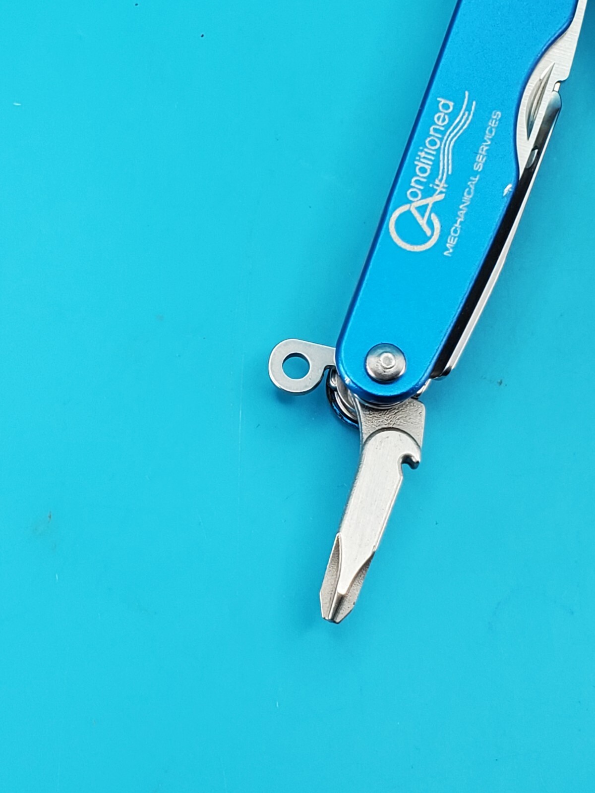 Leatherman Juice CS4 Glacier Blue Multi Tool! Retired! NICE! WITH LEATHER SHEATH