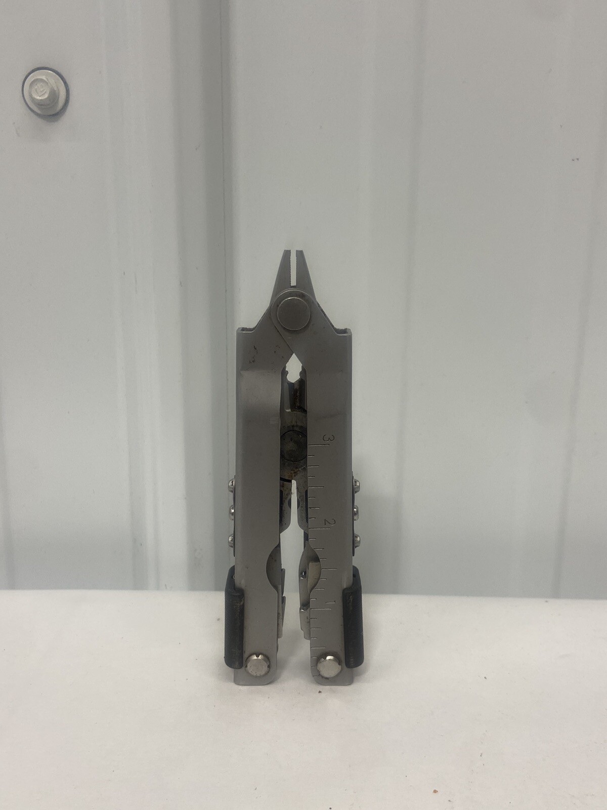 Gerber MP600 Stainless Steel Multi-Tool Needle Nose Pliers Excellent!