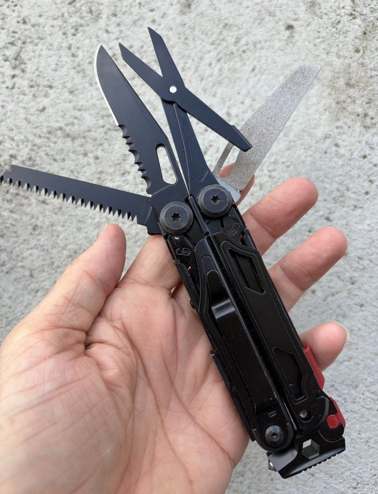 MOSSY OAK 19-IN-1 STAINLESS STEEL MULTI TOOL FOLDING POCKET PLIER SURVIVAL TOOLS