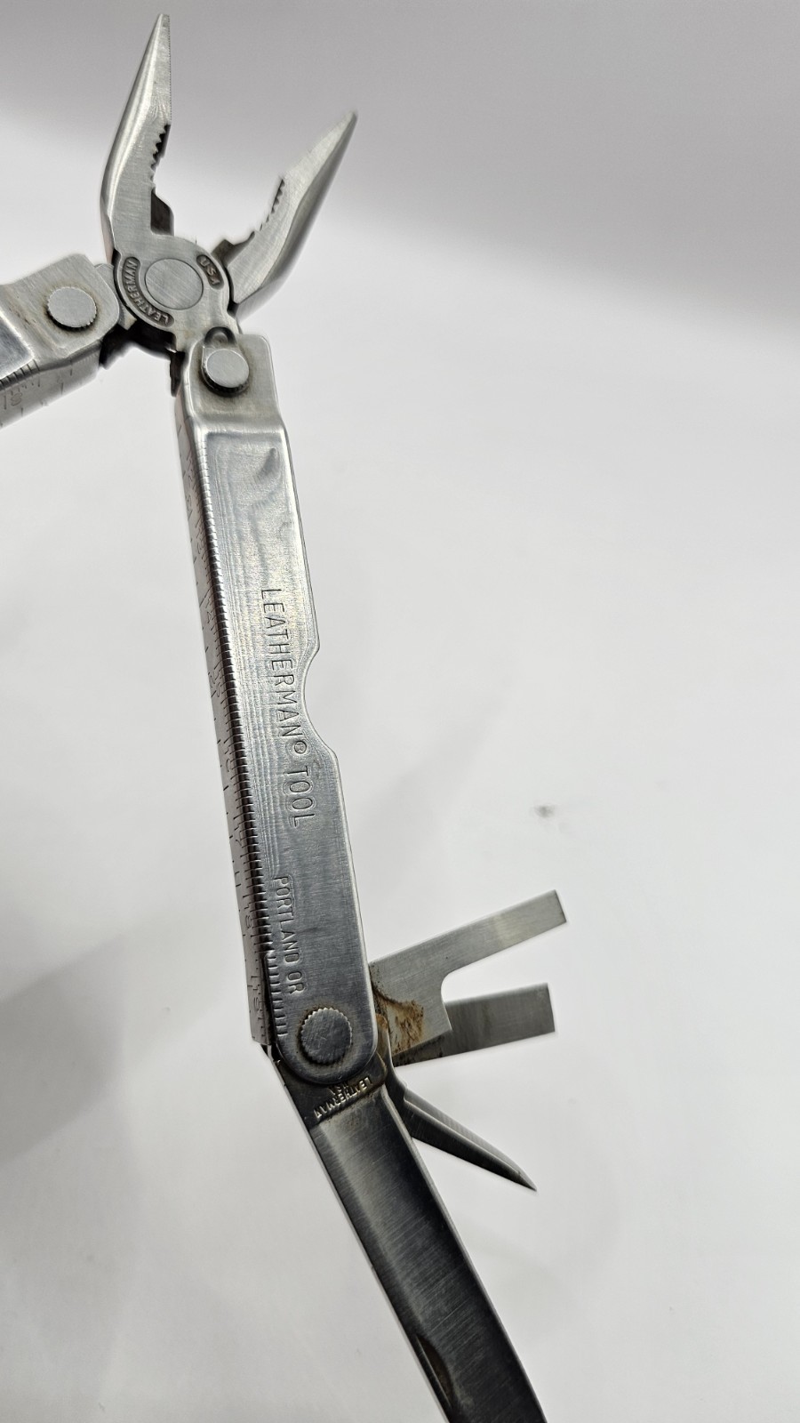 LEATHERMAN Multi Tool USA MADE In Portland, Oregon 1325473 used No Case