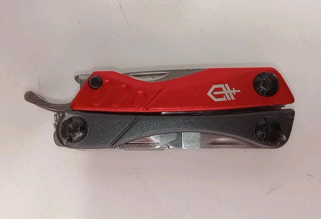 Gerber Dime Mini Multi-Tool, Knife, Pliers, Scissors, Red – Excellent Condition