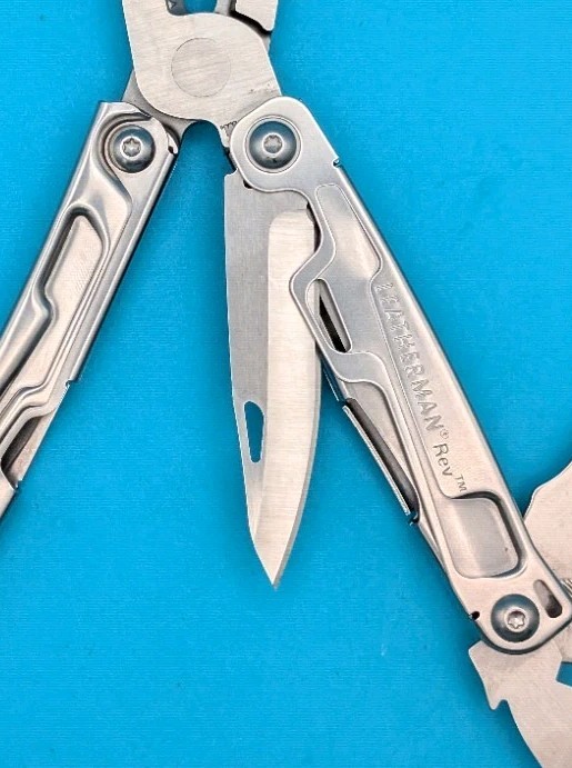 Leatherman Rev 3.8″ Multi-Tool, Stainless!