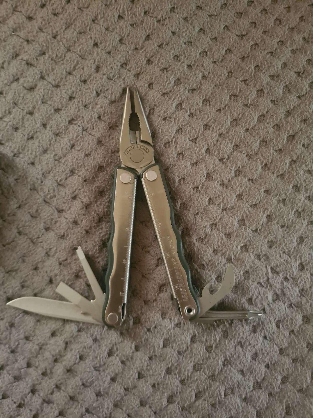 Leatherman Kick Multi-Tool