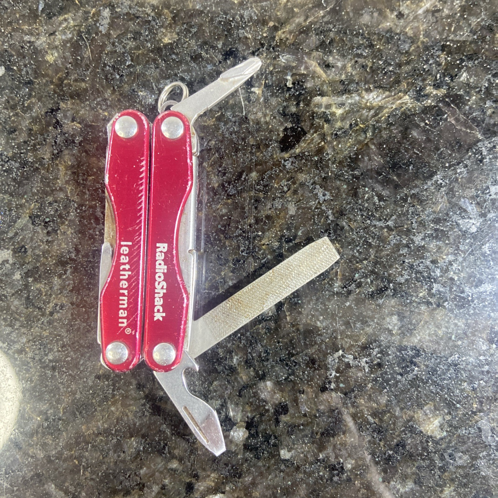 Leatherman Squirt E4 Radio Shack Electrical Multi-tool Rare Retired Pocket Knife