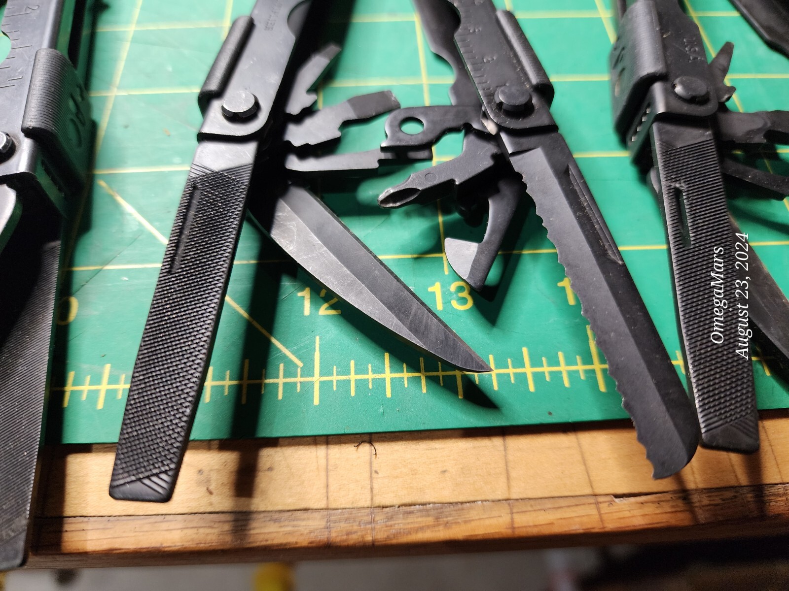 Gerber black MP 600 x1(ONE) per. Multi-Plier 600 Excellent, W/ Sheath, READ