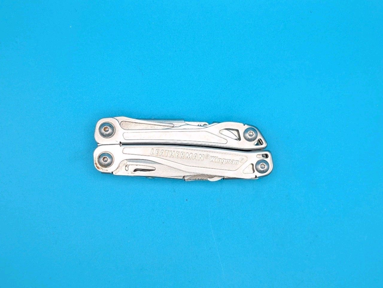 LEATHERMAN WINGMAN MULTI-TOOL! FAST SHIPPING! WITH SHEATH!