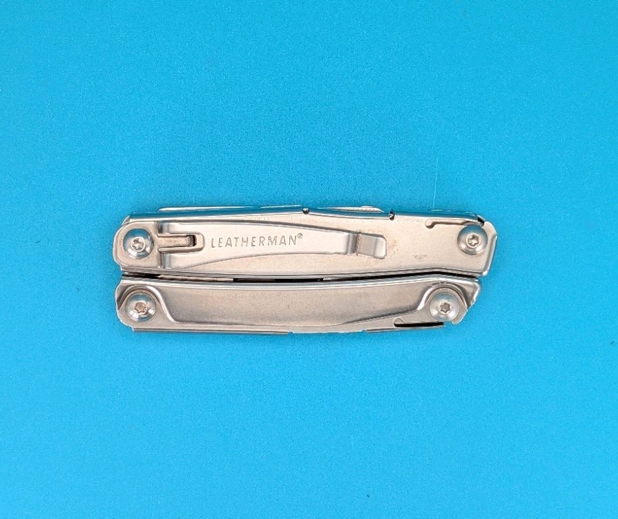 Leatherman Rev 3.8″ Multi-Tool, Stainless!