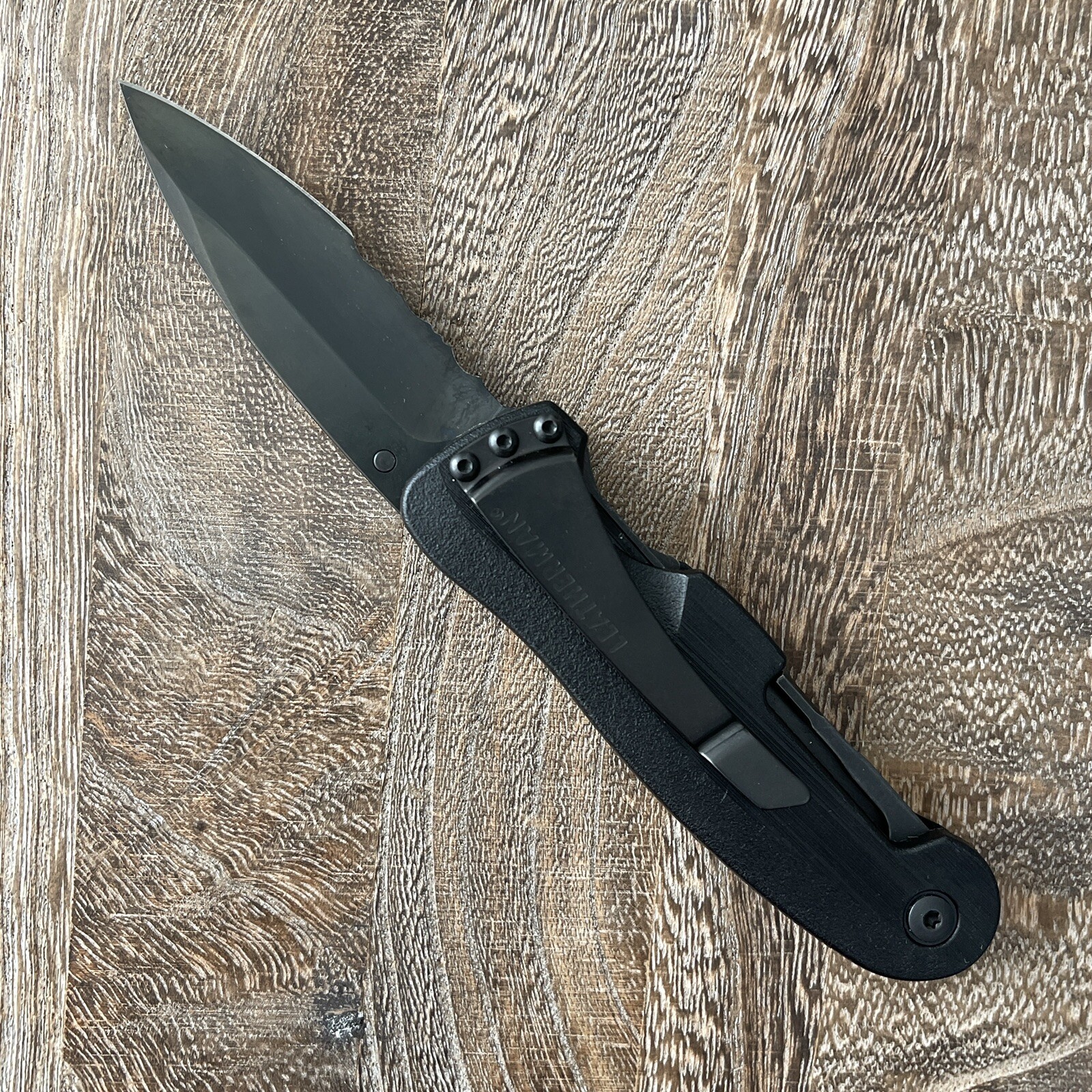Black Leatherman Crater c33sx Knife-Multitool; Blade, Flat Screwdriver, Fin Key
