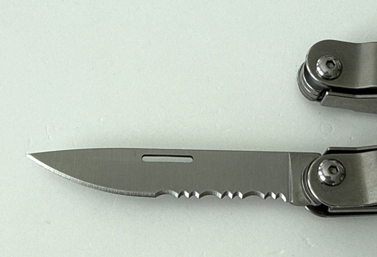 SOG PowerPlier Multi-Tool Leather Sheath