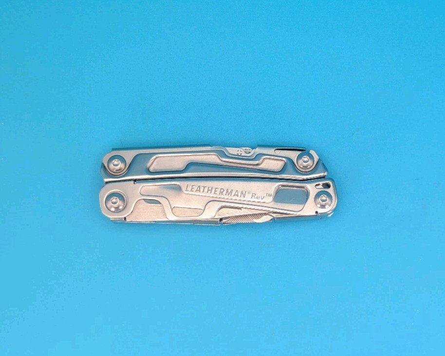Leatherman Rev 3.8″ Multi-Tool, Stainless!