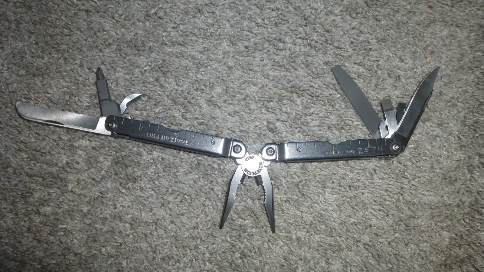 Early Vintage Toolzall Pro Crescent With Sheath Muti Tool USA Patent Pending