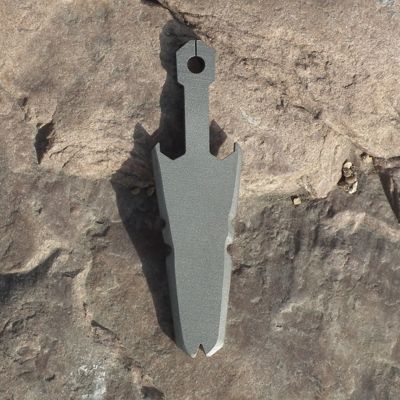 Pry bar opener EDC pendant sword key chain knife fell outdoor ornament
