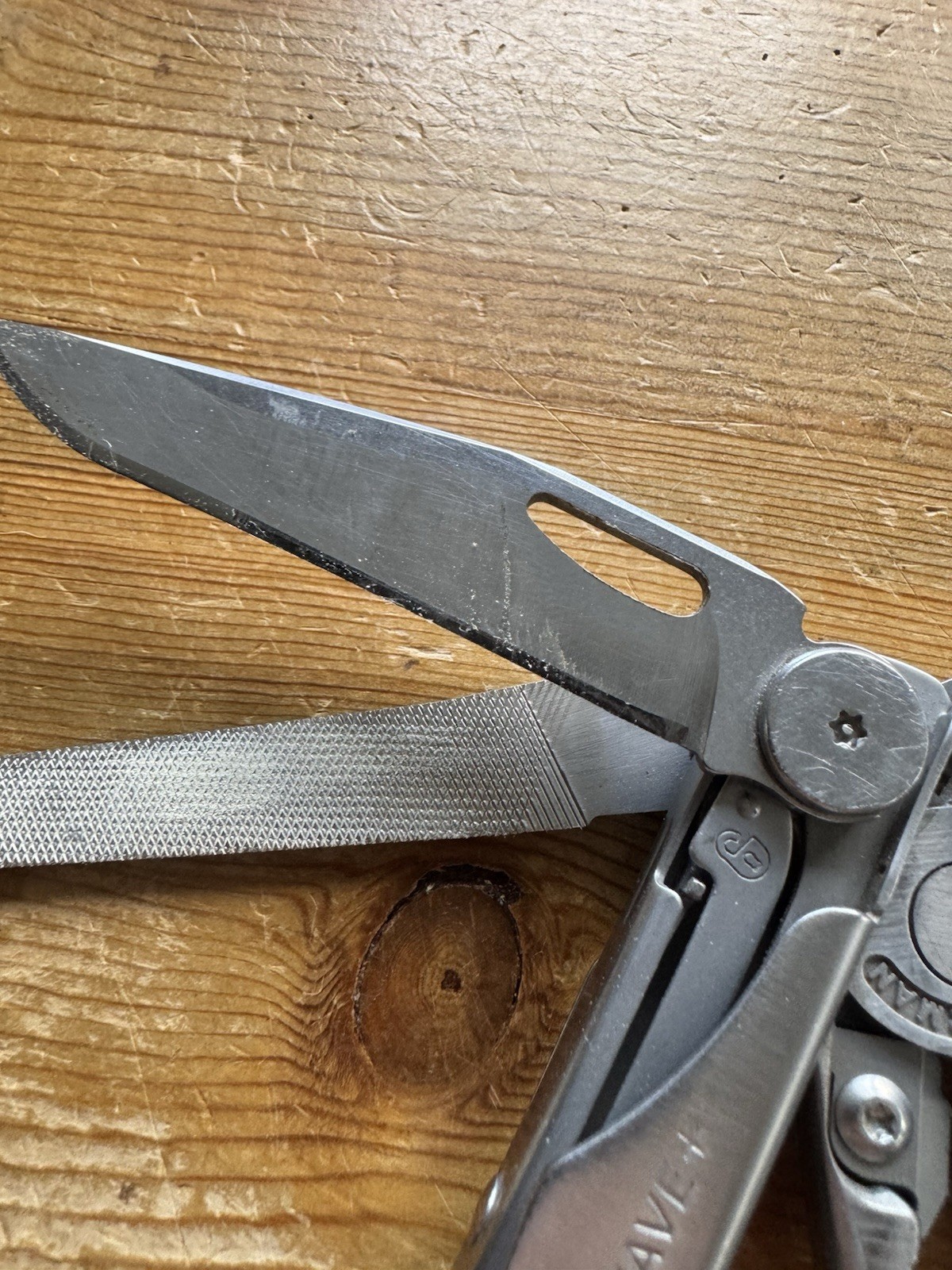 Leatherman + Wave Plus Multitool Stainless Steel – Broken Head Flat Screwdriver