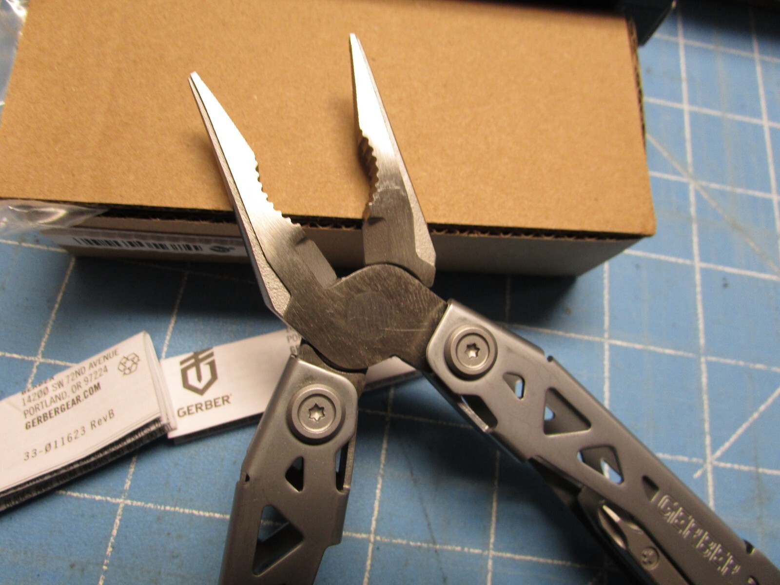 gerber suspension NXT multi-tool pliers free shipping
