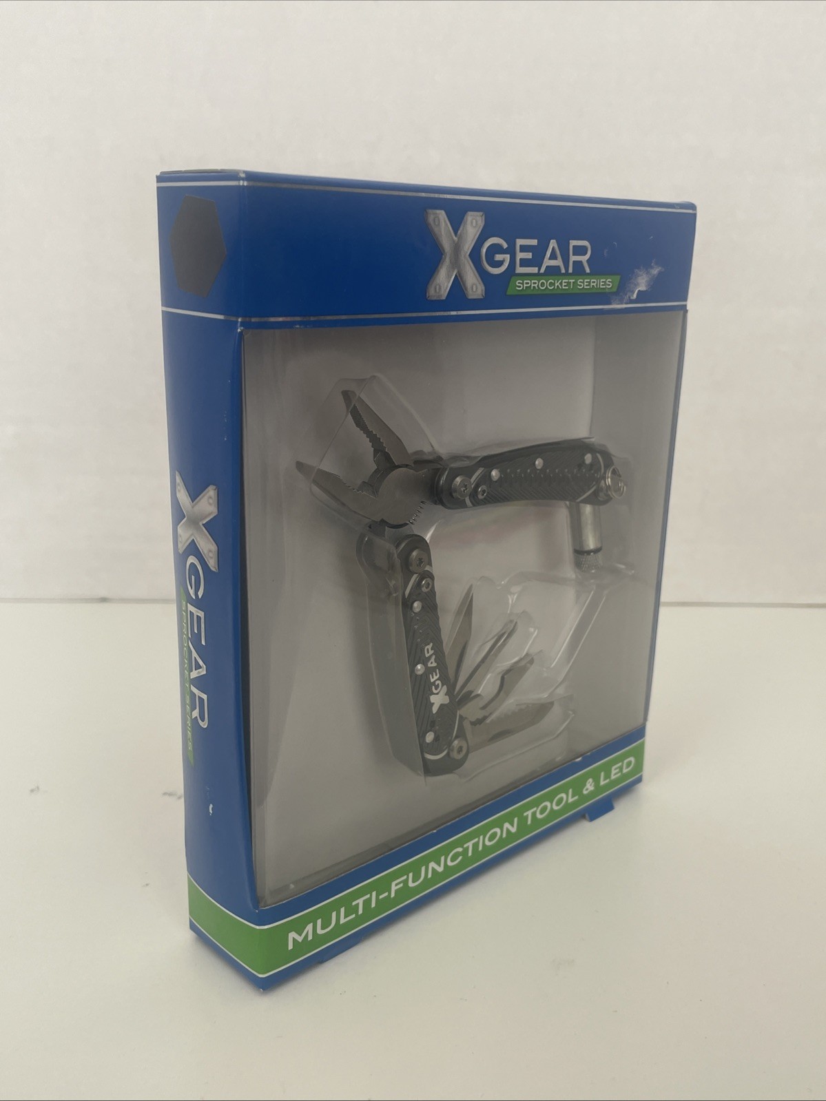 X-Gear 8 Tool Men’s Multi-Function Tool w/Led Light (Silver)