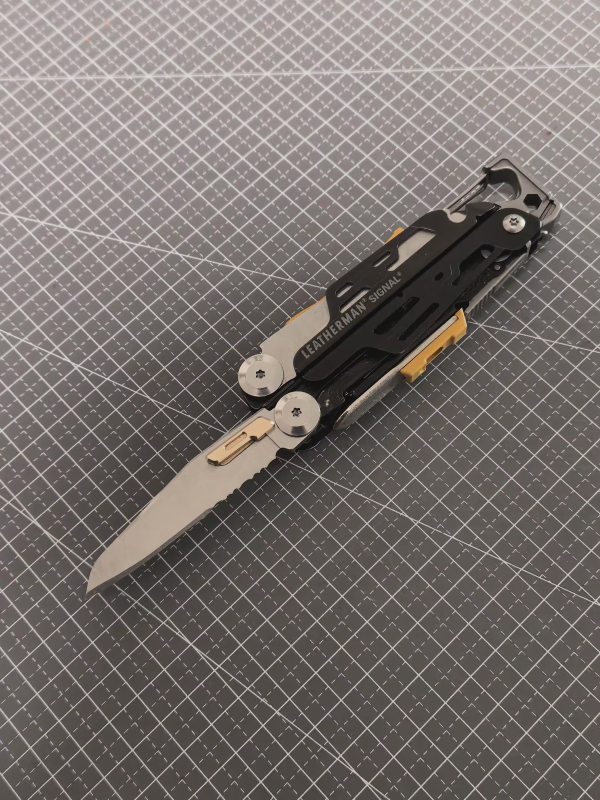 Thumb Stud for Leatherman Signal 7075 Aluminum Brass Quick Open Tab EDC Tool Mod