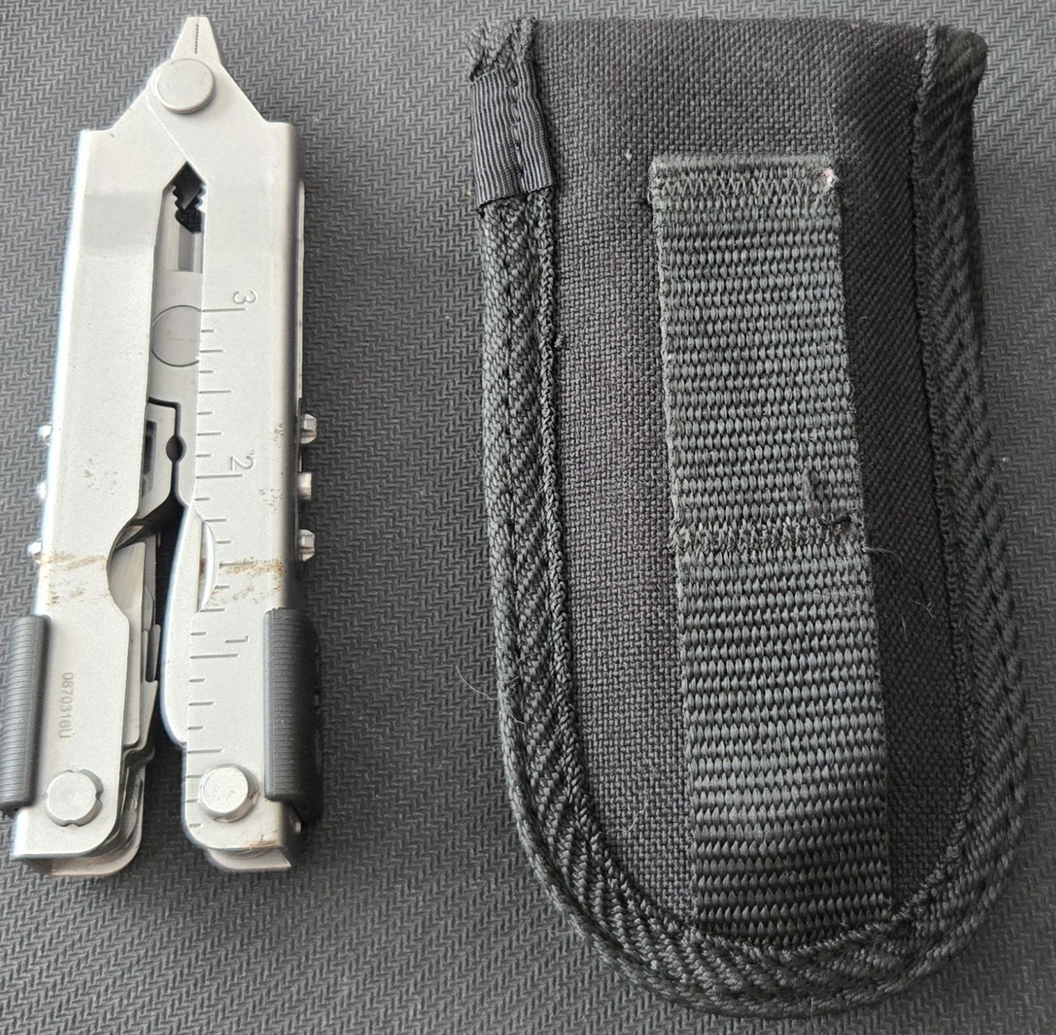 Gerber Multi-Plier 600 MP 600 ProScout Double Blade Carbide Multi Tool