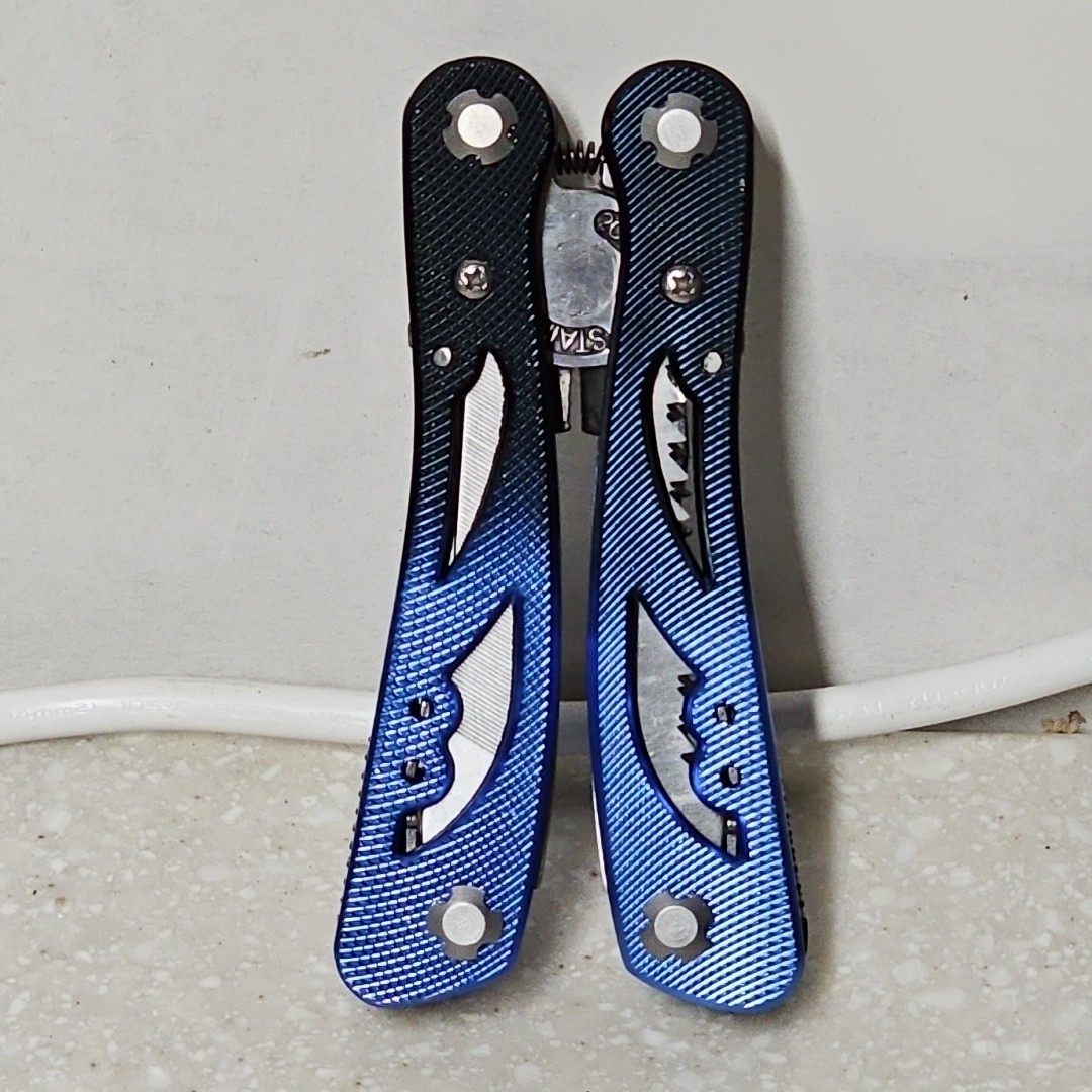 Sheffield 2CR BLUE BLACK Handle 12 in 1 Multi Tool Knife With Sheath VGC