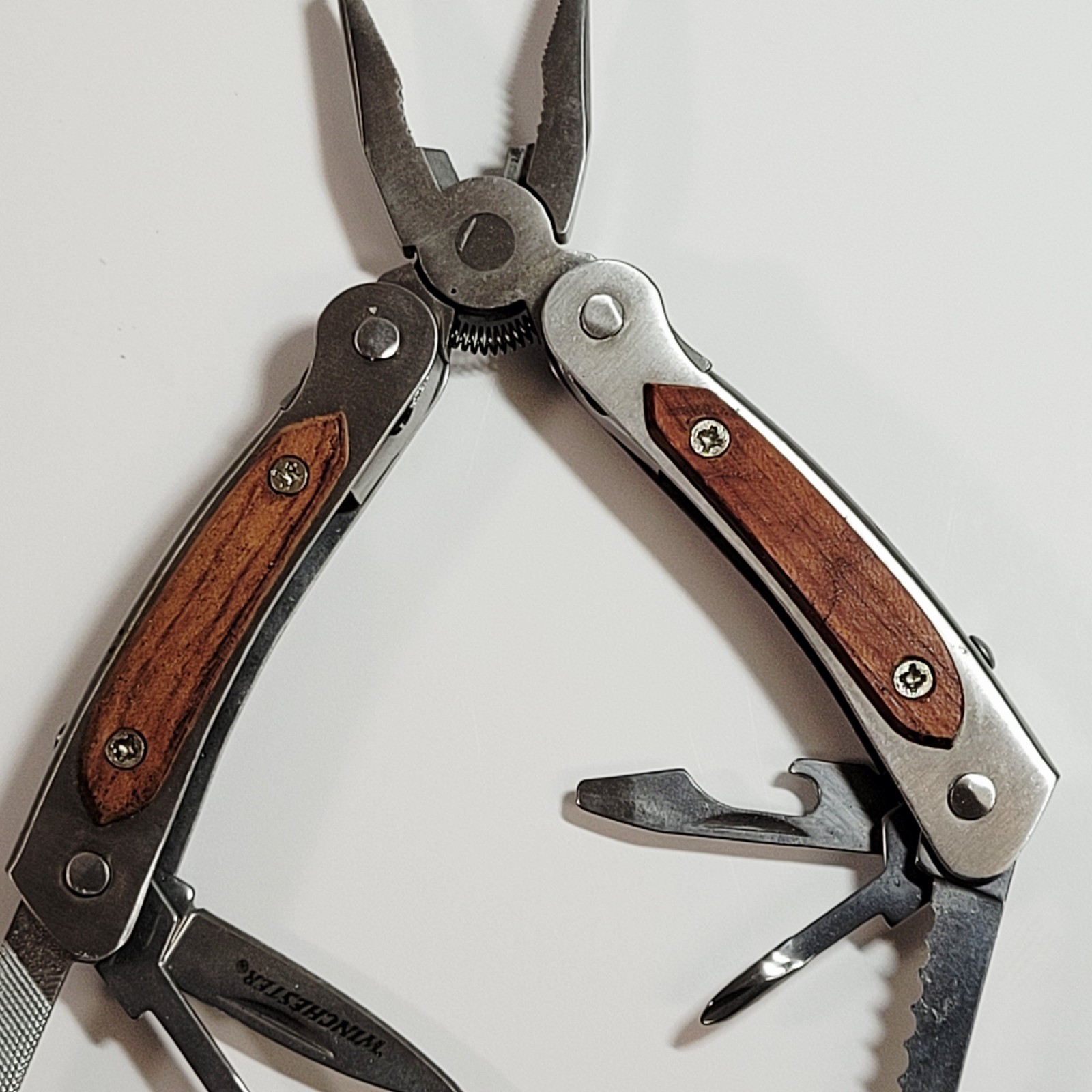 Winchester Multi Tool Pocket Knife Bottle Opener File Screwdriver Pliers