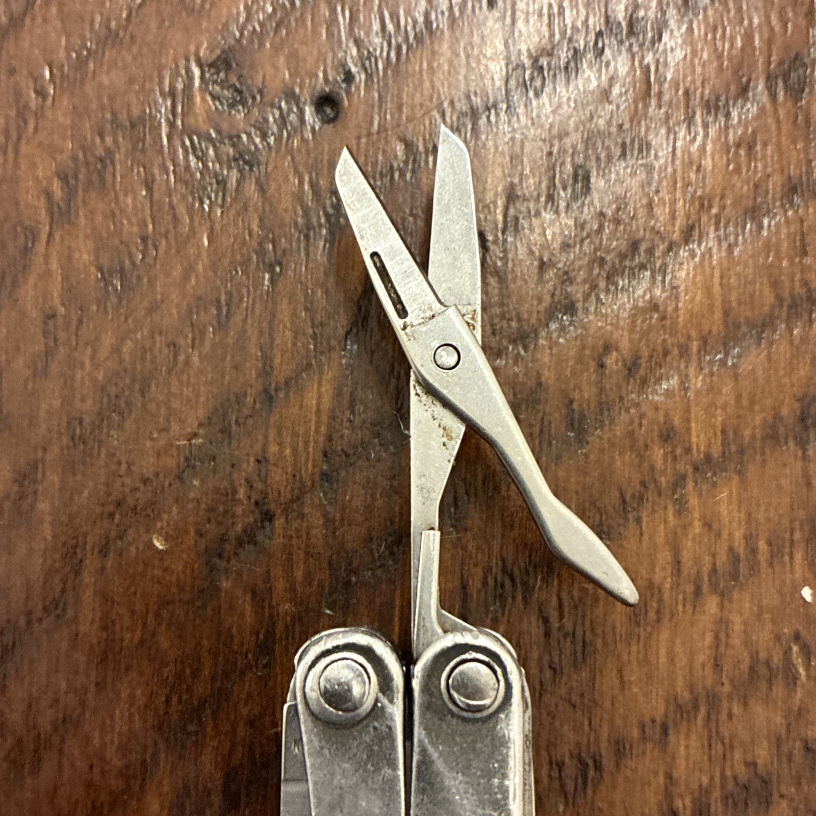 Leatherman SQUIRT PS4 Multi-Tool With Pliers Scissors Knife – Read Description