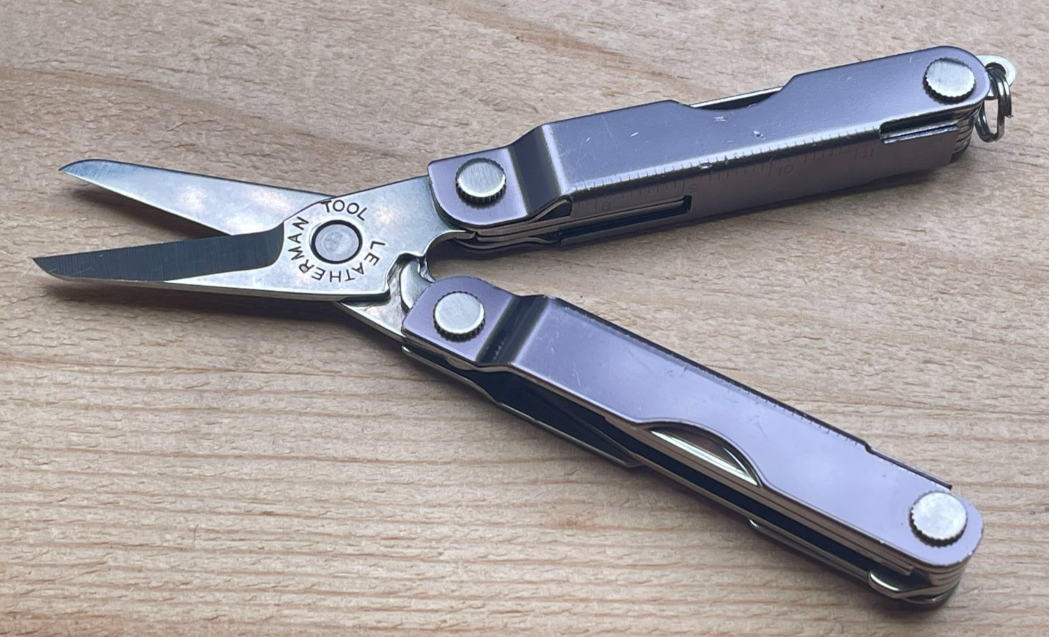 Leatherman Micra Gray Anodized Aluminum Multi-tool Knife 01/17