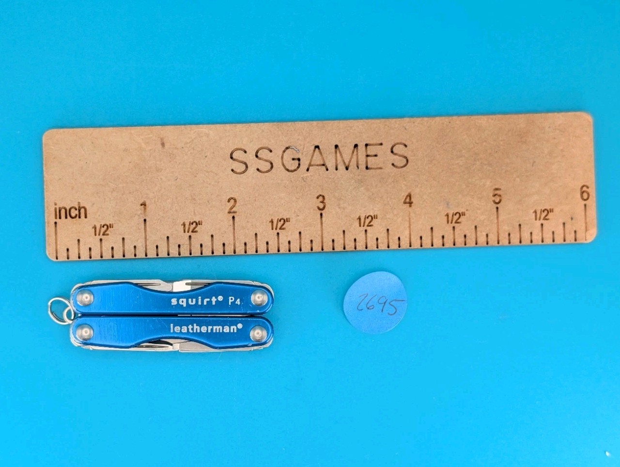 Leatherman Squirt P4 Multi-Tool, Key Ring, Retired, BLUE!