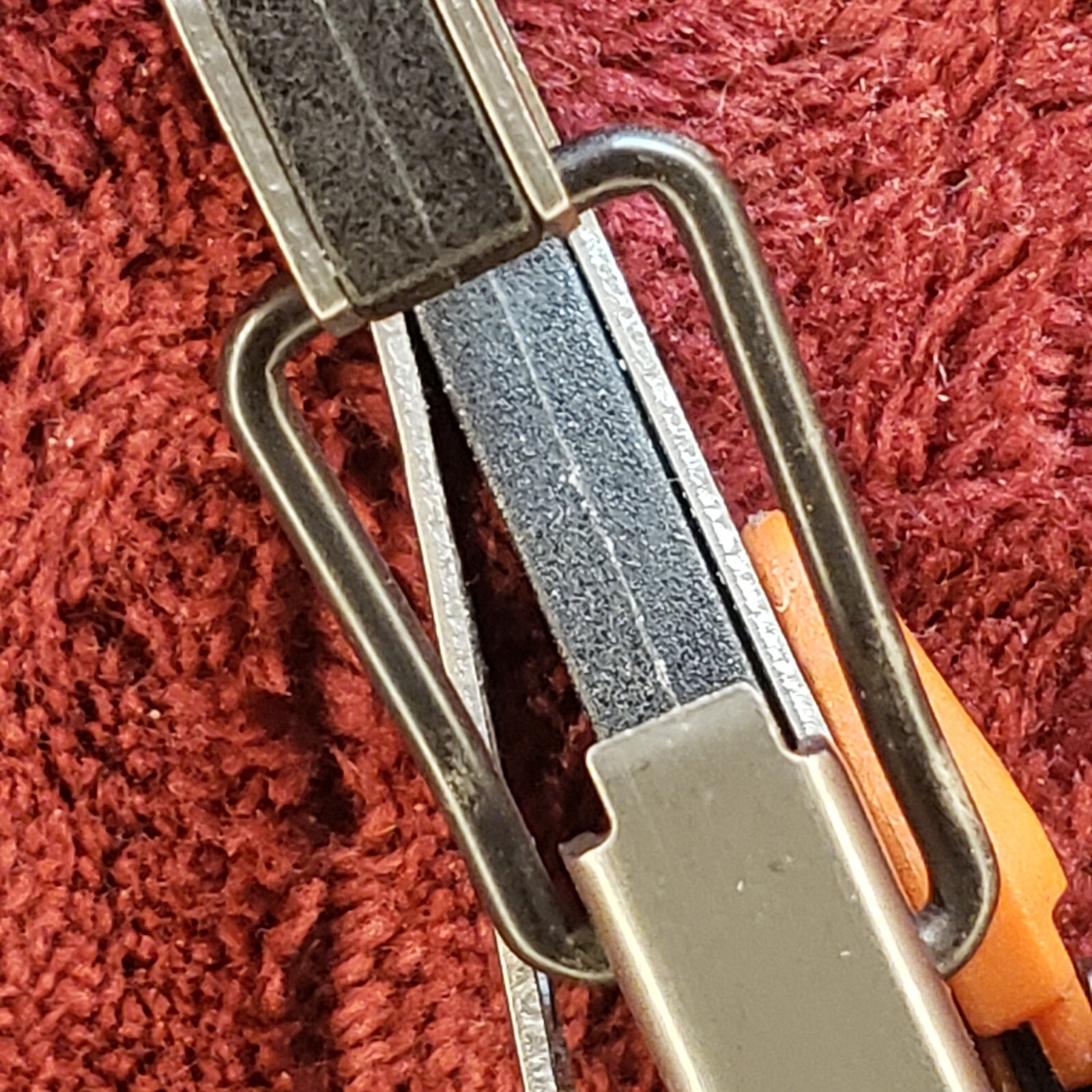 Gerber Gear Stake Out 11-in-1 Multi-tool Tent Stake Puller Carabiner Graphite co