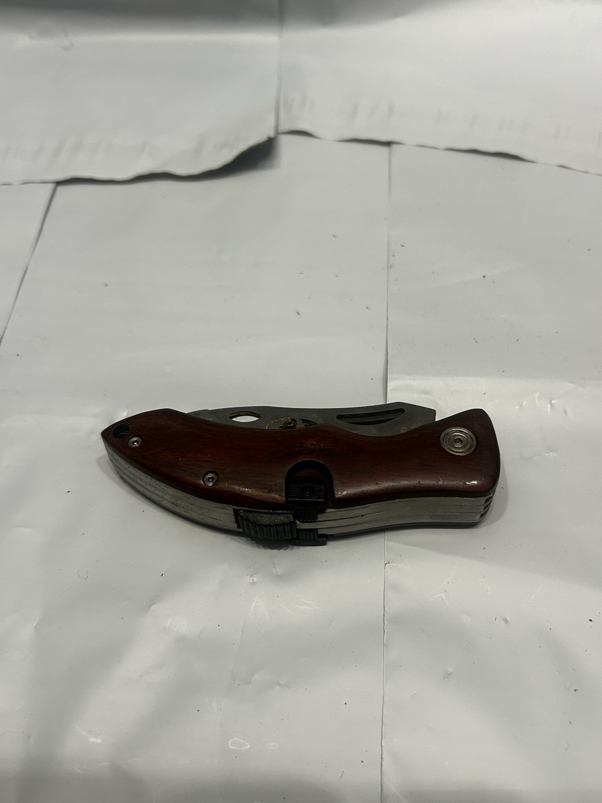 Mossy Oak Folding Multi-Tool Knife 2.5in SS Blade Wood Handle Saw Hook