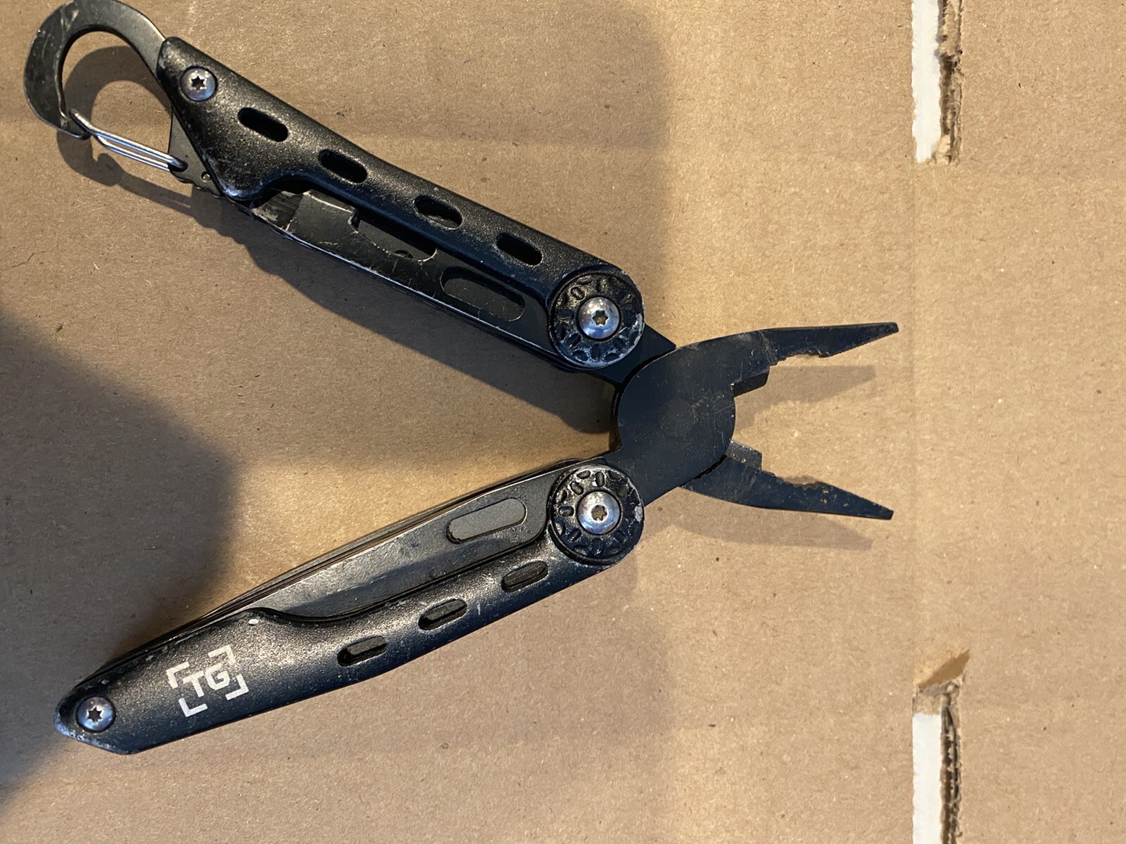 TG multi tool with caribiner