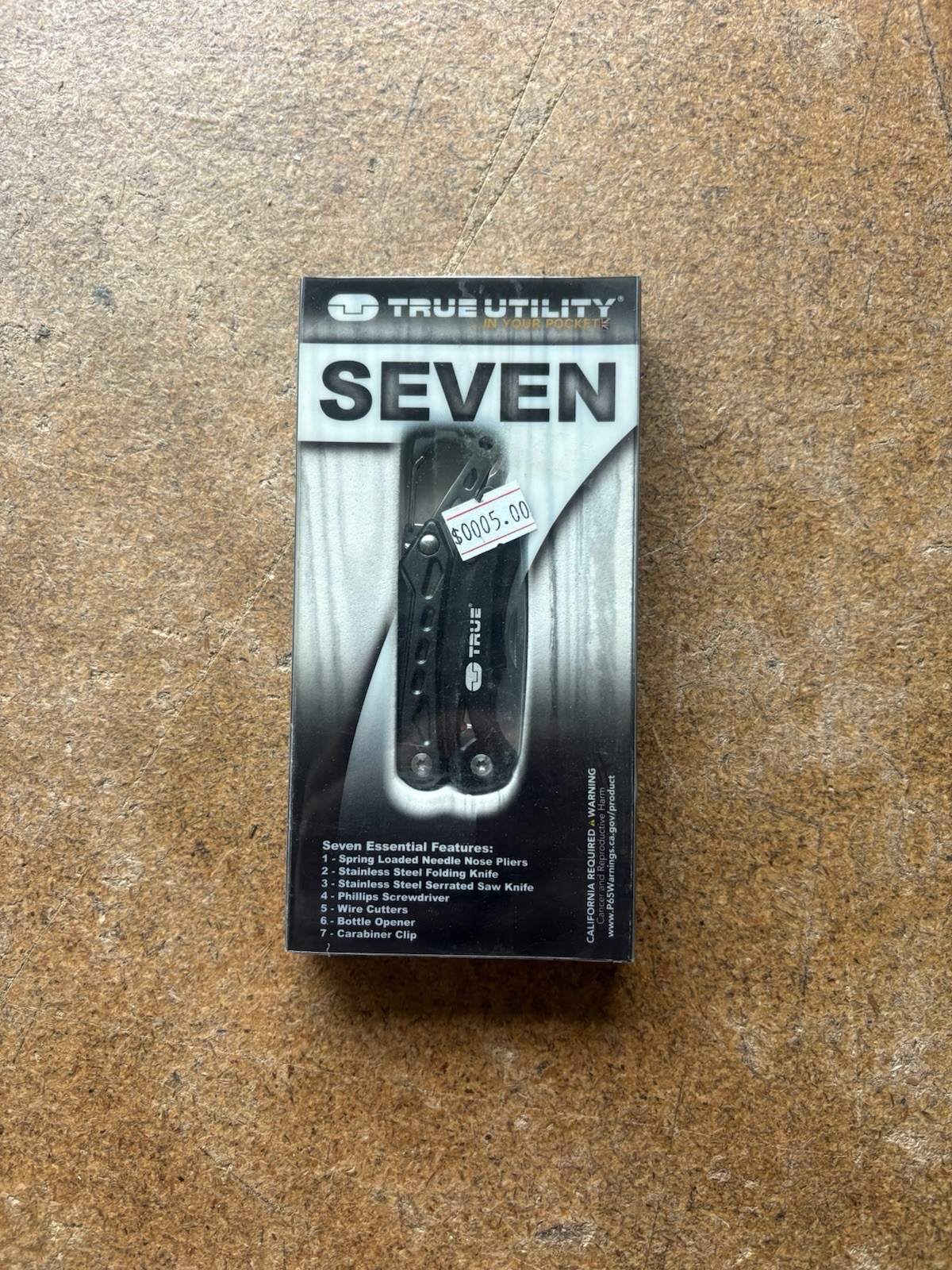 True Utility Seven Multi-Tool 7 in 1 Compact Pocket Knife