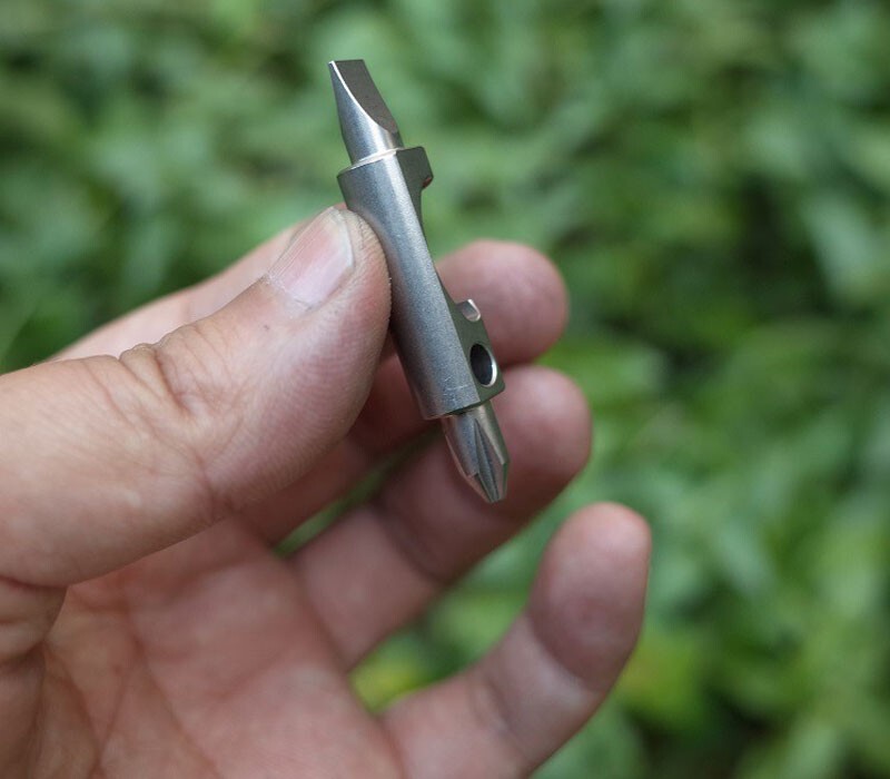 EDC Portable Titanium Multi Tools Bottle Opener Bolt Driver Screwdriver Keychain