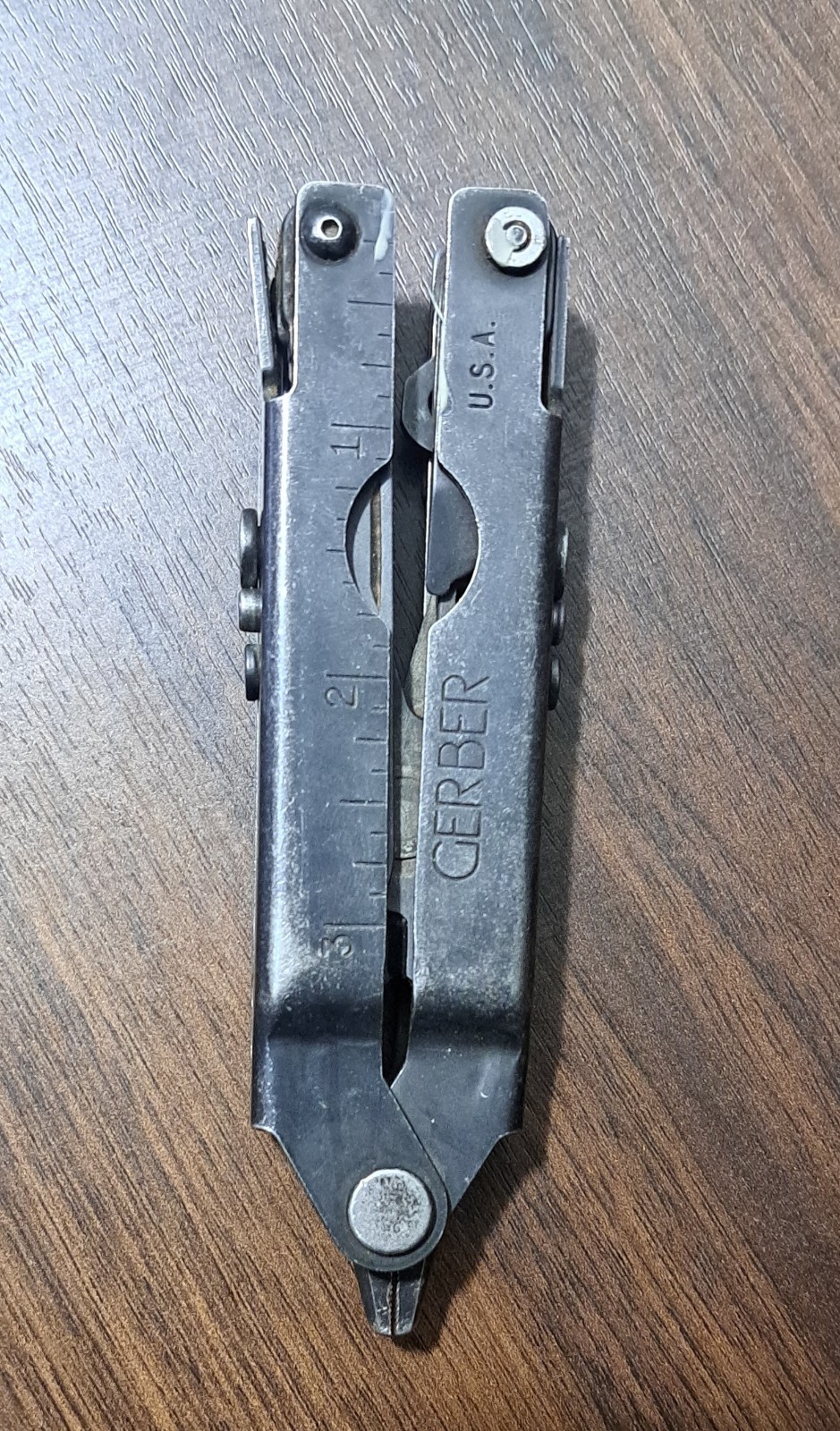 Gerber Multiplier MP600 Fisherman’s Multi-Tool Silver Needle Nose Pliers EDC