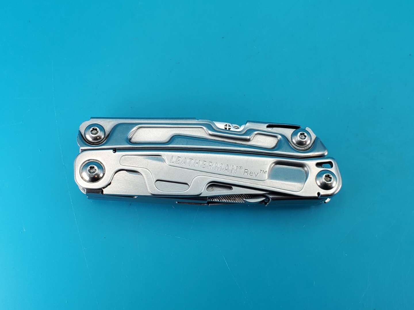 Leatherman Rev 3.8″ Multi-Tool, Stainless!