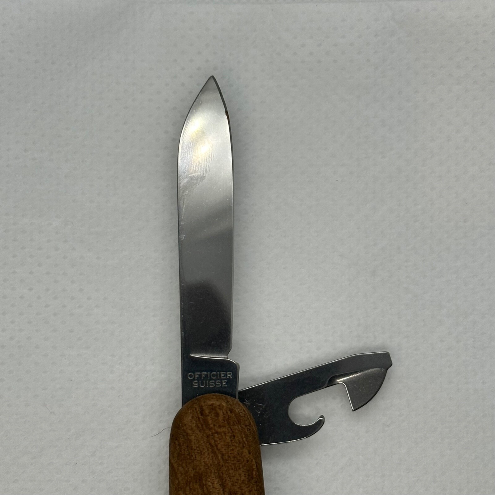 Victorinox Huntsman Wood Swiss Army Knife with Walnut scales- hunt, fish, camp