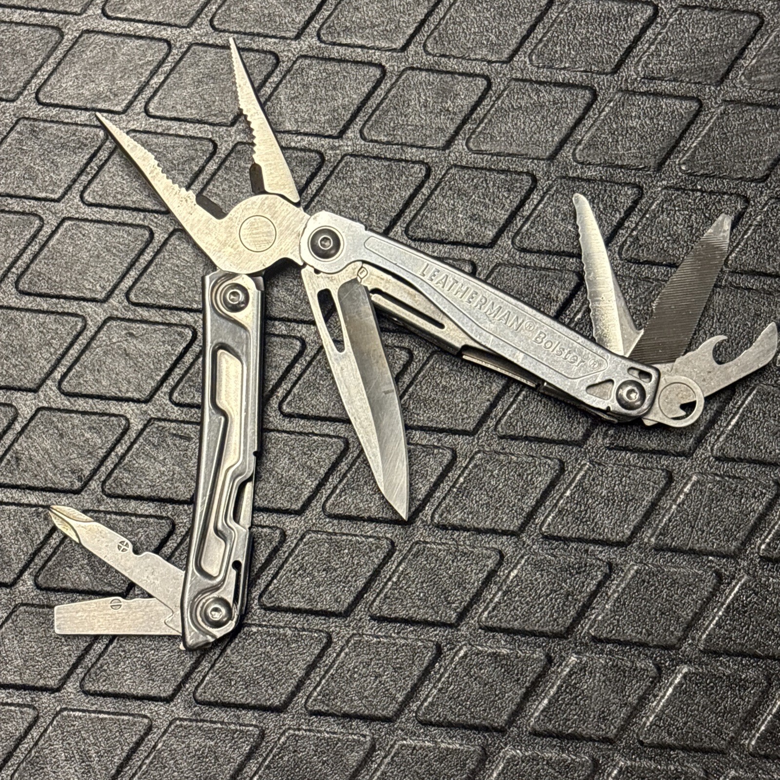 Leatherman Bolster Multi Tool – Silver