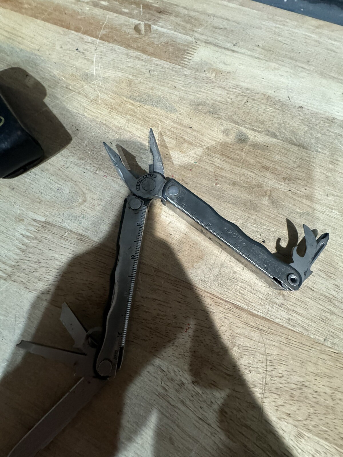 Leatherman Kick Multi-Tool with Original Sheath – READ