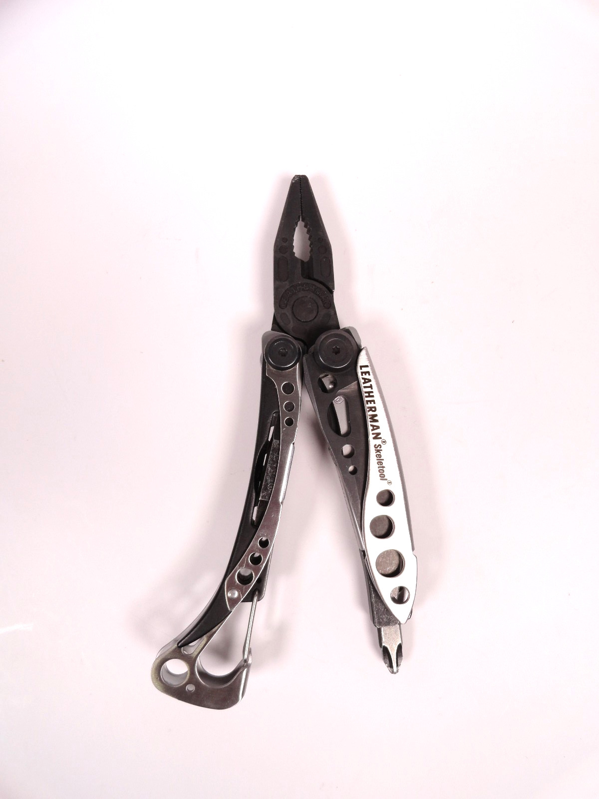 Leatherman Skeletool Multi-tool Silver/Black Blade Pliers Screwdriver
