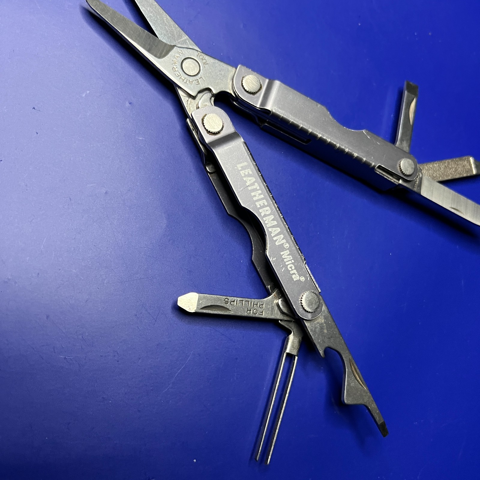 Leatherman Micra Multi-Tool Knife, Scissors- Gray