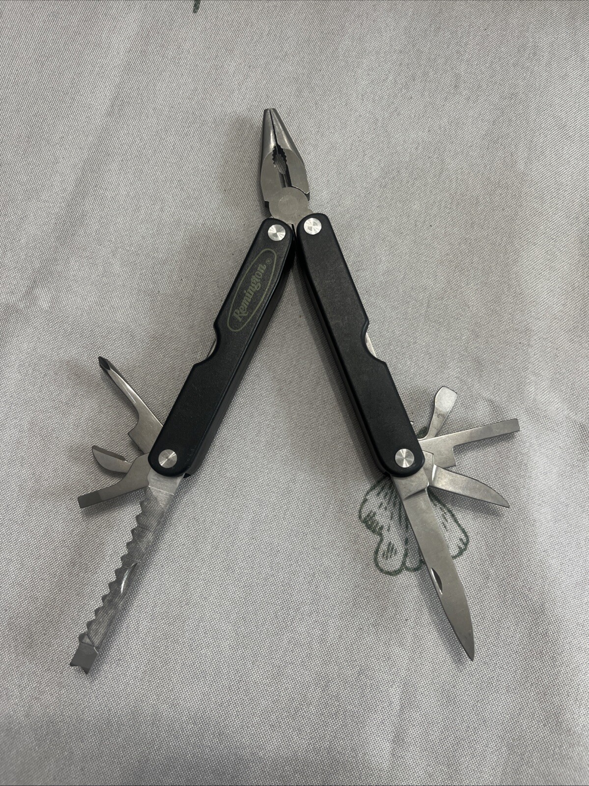 REMINGTON MULTI TOOL