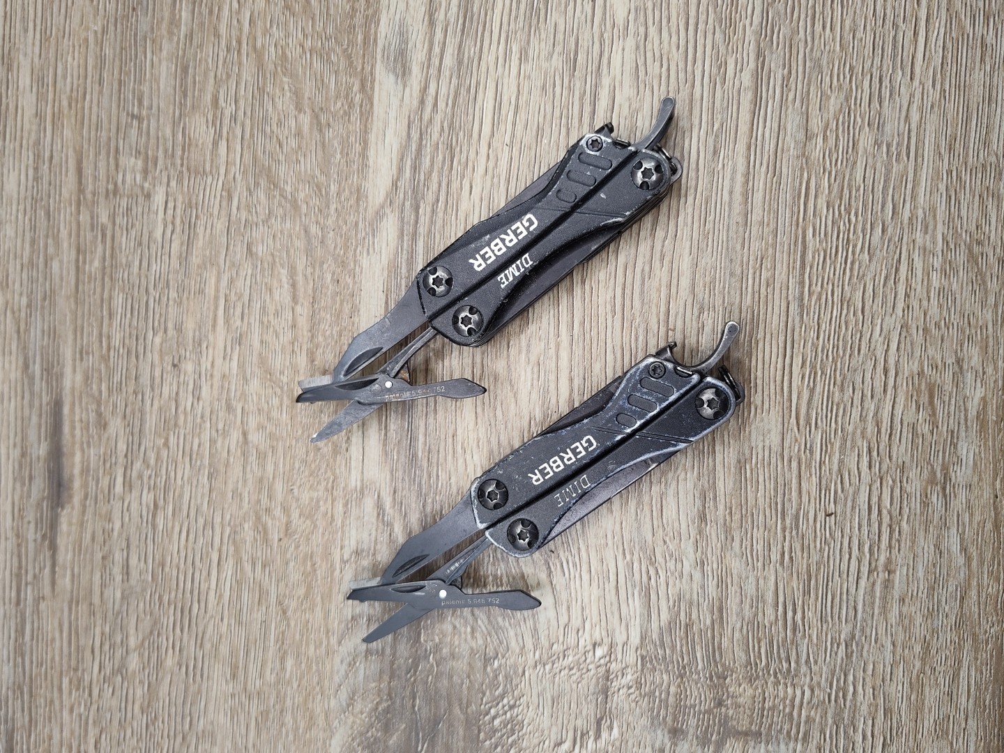 Lot X 2 Gerber Dime Multi Tool Pliers Knife Tools