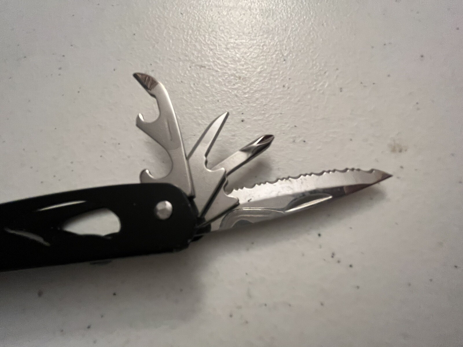 Sheffield Multi Tool 8 Tools and Pliers With Case