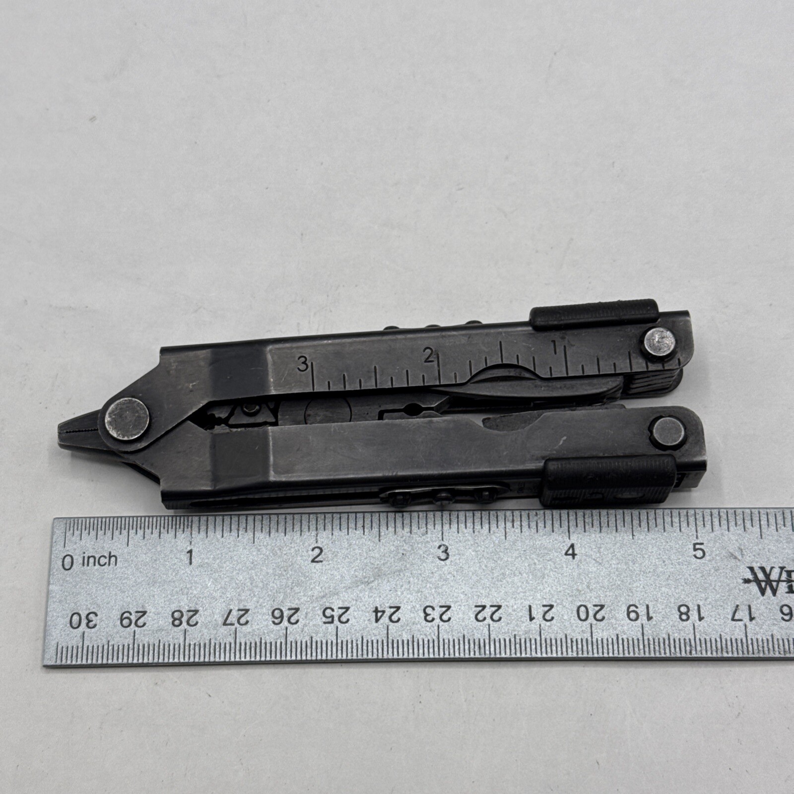 Gerber MP 600, Carbide Cutters, Needlenose – Black