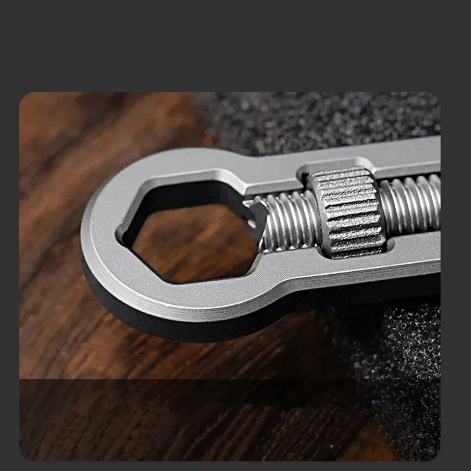 EDC Titanium Alloy Multi Tools Adjustable Wrench Pocket Pry bar Crowbar Keychain