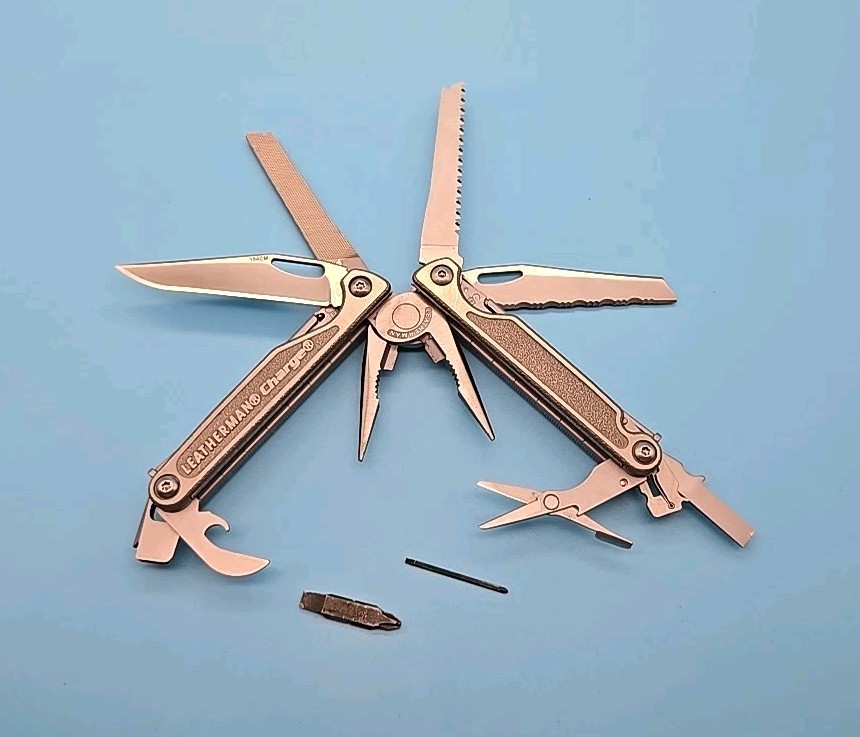 Leatherman Charge Ti Multi-Tool w/ Sheath – Dated 0205 – 154CM Blade – Retired