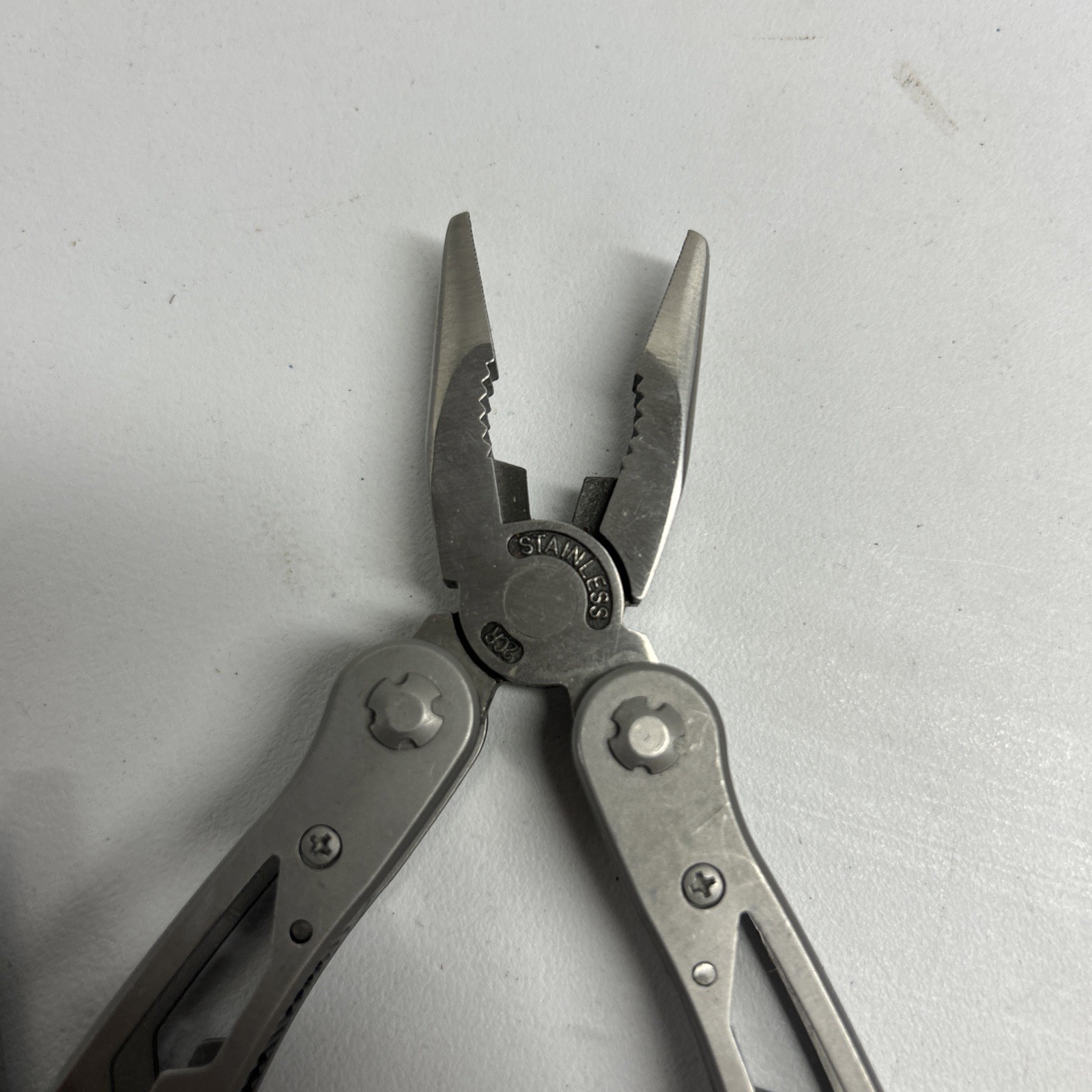 Stanley 12-in-1 Multi-Tool, Stainless, CR2