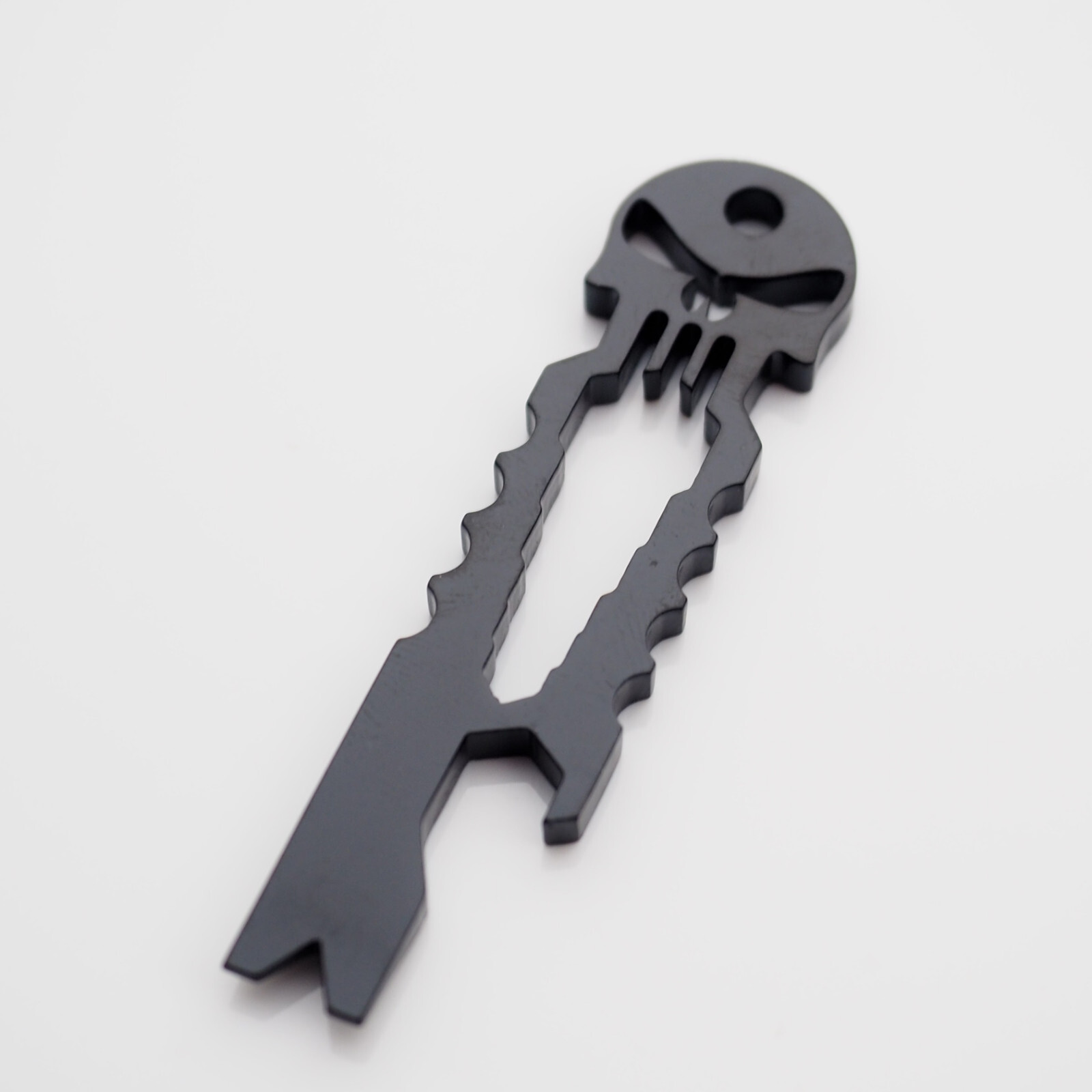 Skull Keychain Crowbar Screwdriver Hex Wrench Carabiner Clip Opener EDC – Black