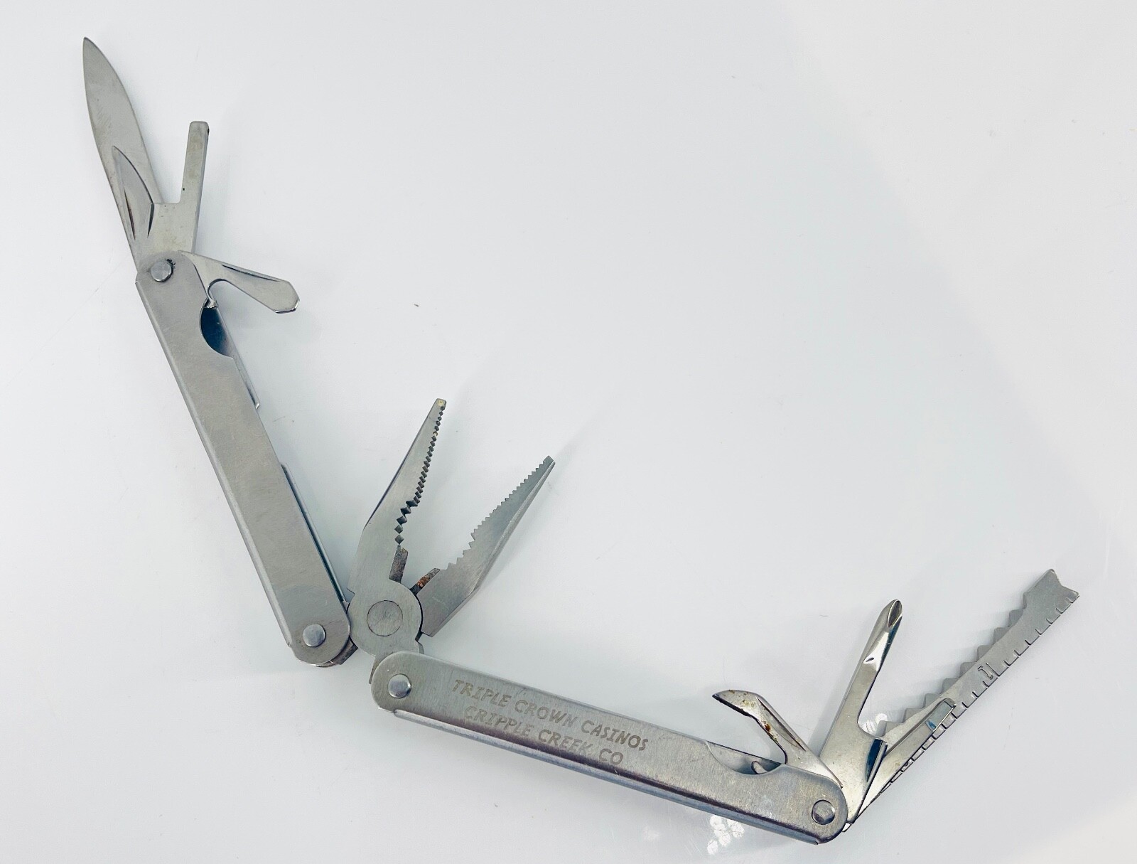 Triple Crown Casino Cripple Creek Casinos silver tone 7 Blade Multi Tool