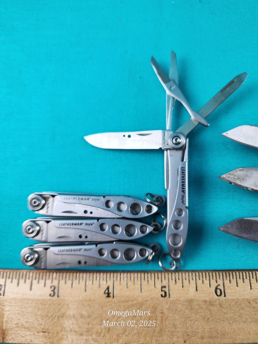 Leatherman Skeletool KBX or Style